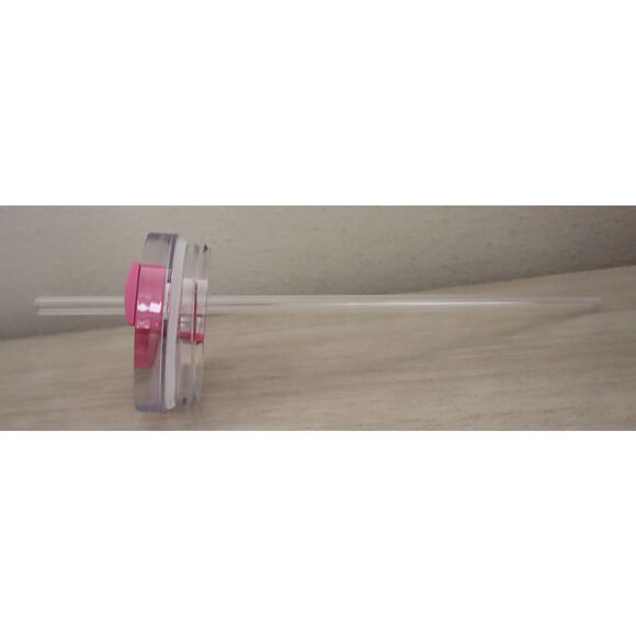 Stanley 40oz Pink Valentines Day Flowstate Quencher H2.0 Stainless Steel Tumbler - Picture 9 of 12